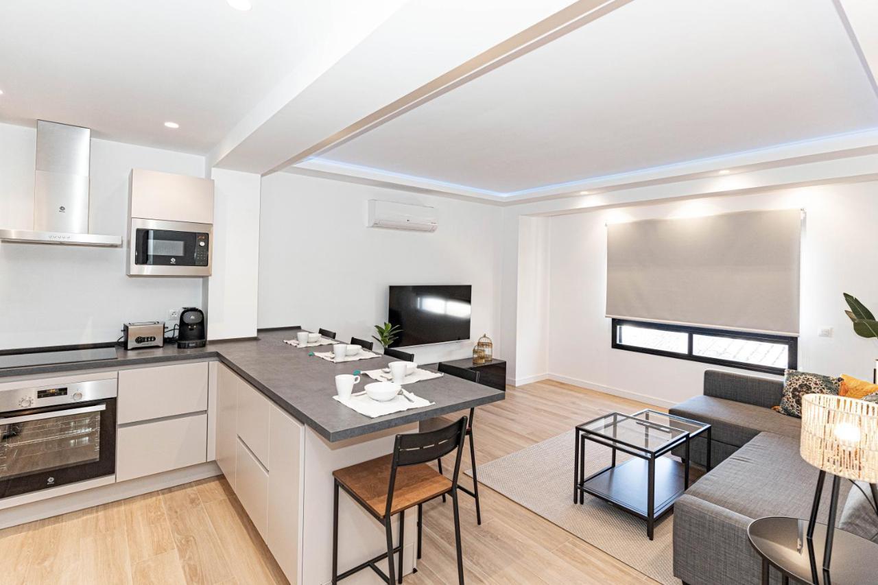 Acogedor Apartamento En Estepona Centro By Rent Me מראה חיצוני תמונה